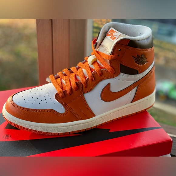 Jordan 1 Retro High OG Starfish size 12 Women = 10.5 Men Brand New In Box !!! - Picture 8 of 16